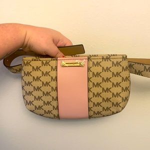 Michael kors belt/purse Fanny pack